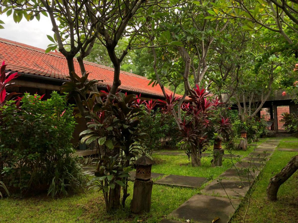 Pondok Shindu Guest House Pemuteran Exteriör bild