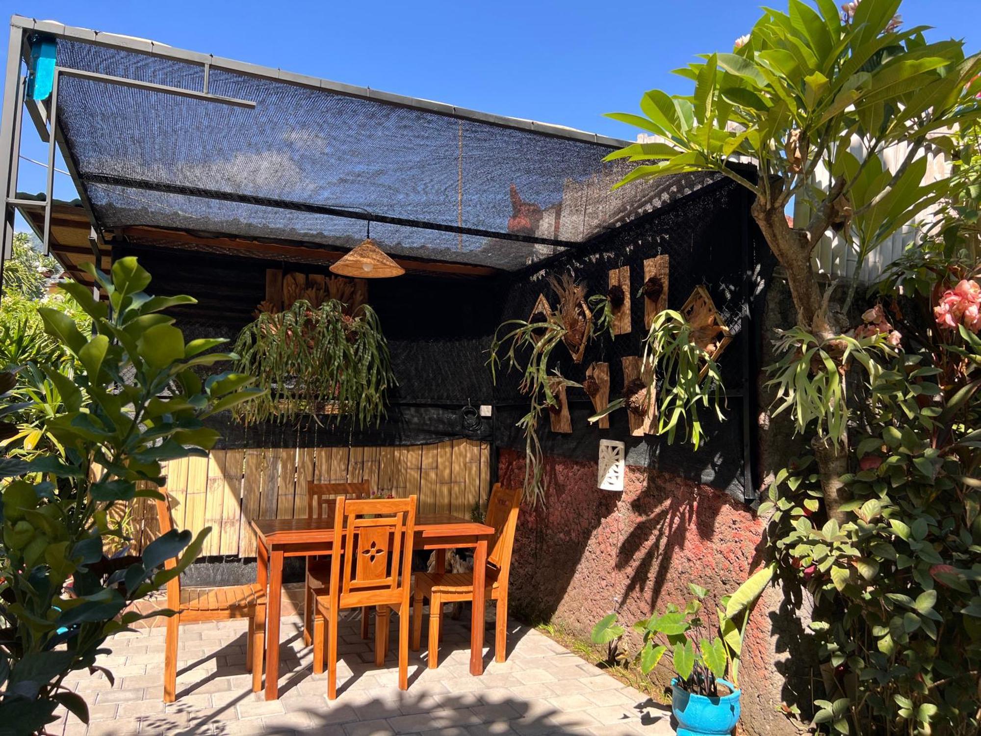 Pondok Shindu Guest House Pemuteran Exteriör bild